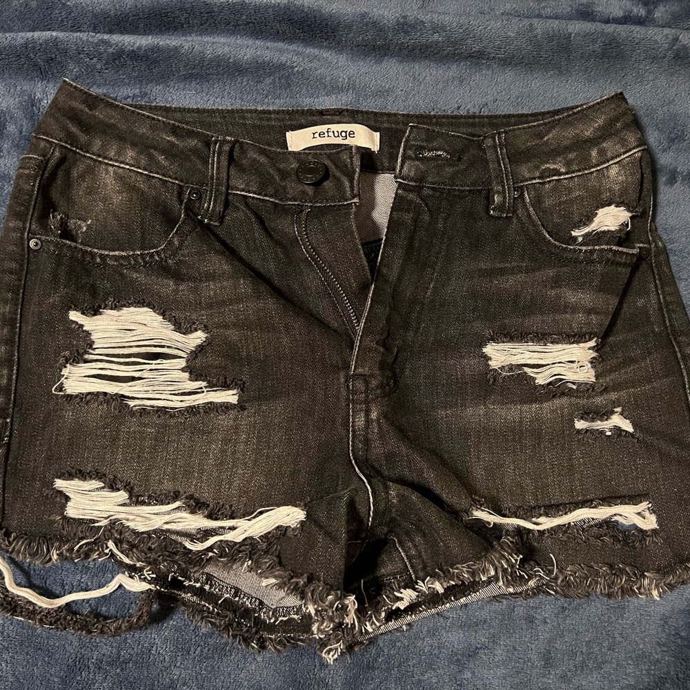 Refuge Shorts. Size 2!